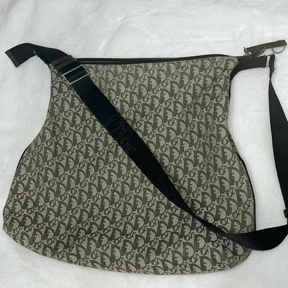 ๐SOLD ๐ Christian Dior Trotter Crossbody bag - Picture 1 of 16